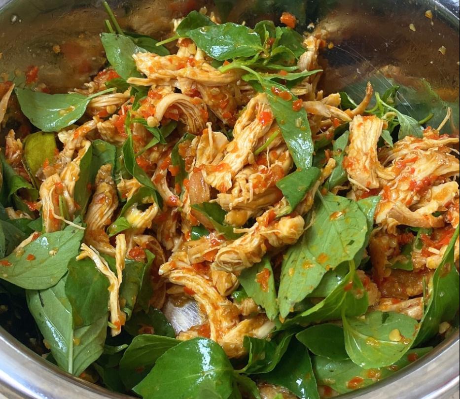 Step 1.1: Mix the chicken with lemon basil or substitute with green onion