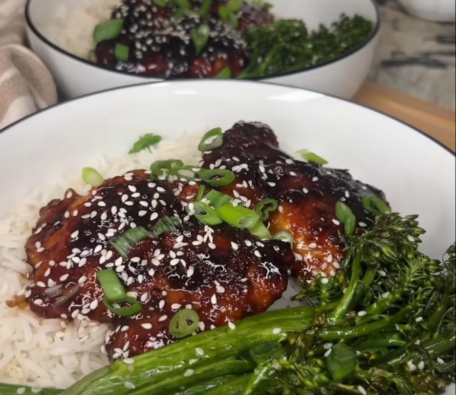 Step 4.1: Serve the chicken and broccolini over basmati rice