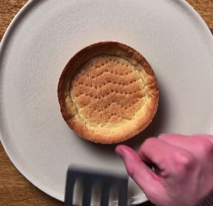 Step 1.1: Roll out the dough until it is thin enough to see through, mould into your desired tart shape, and bake at 180°C until golden, about 20 minutes