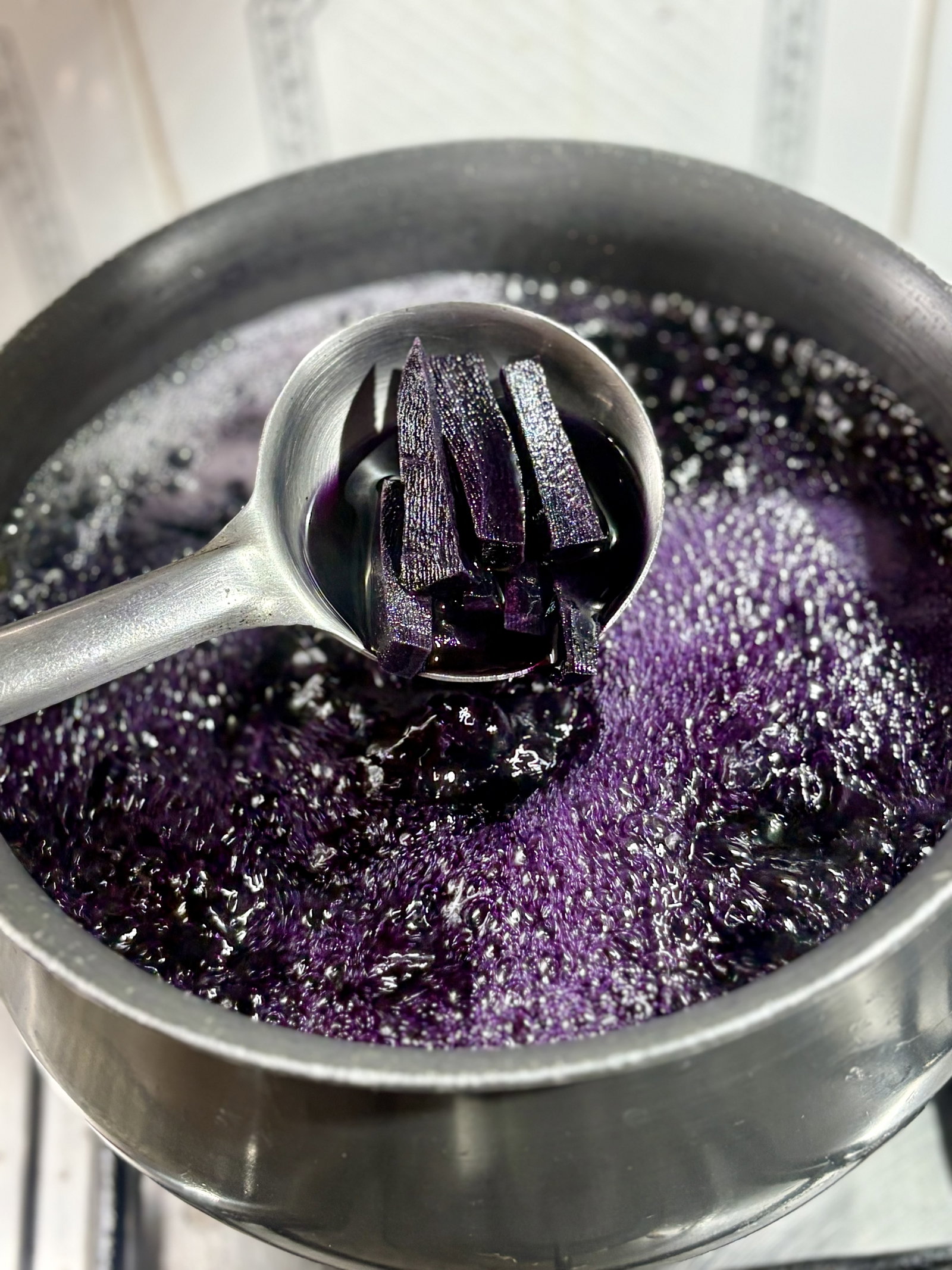 Step 2.1: Option A (Blanching): Bring the water to a boil