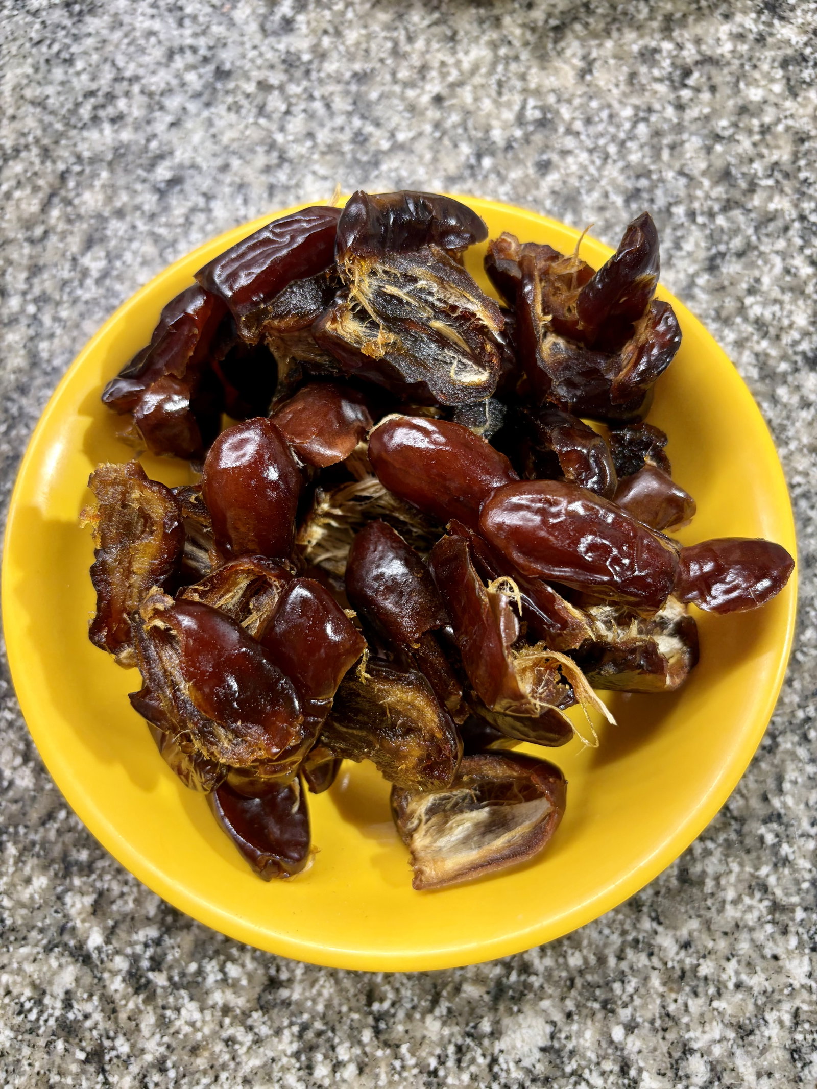 Step 2.1: Combine the soft dates, cooled toasted seeds, roasted peanuts, desiccated coconut, olive oil, ground cardamom, and salt in a food processor