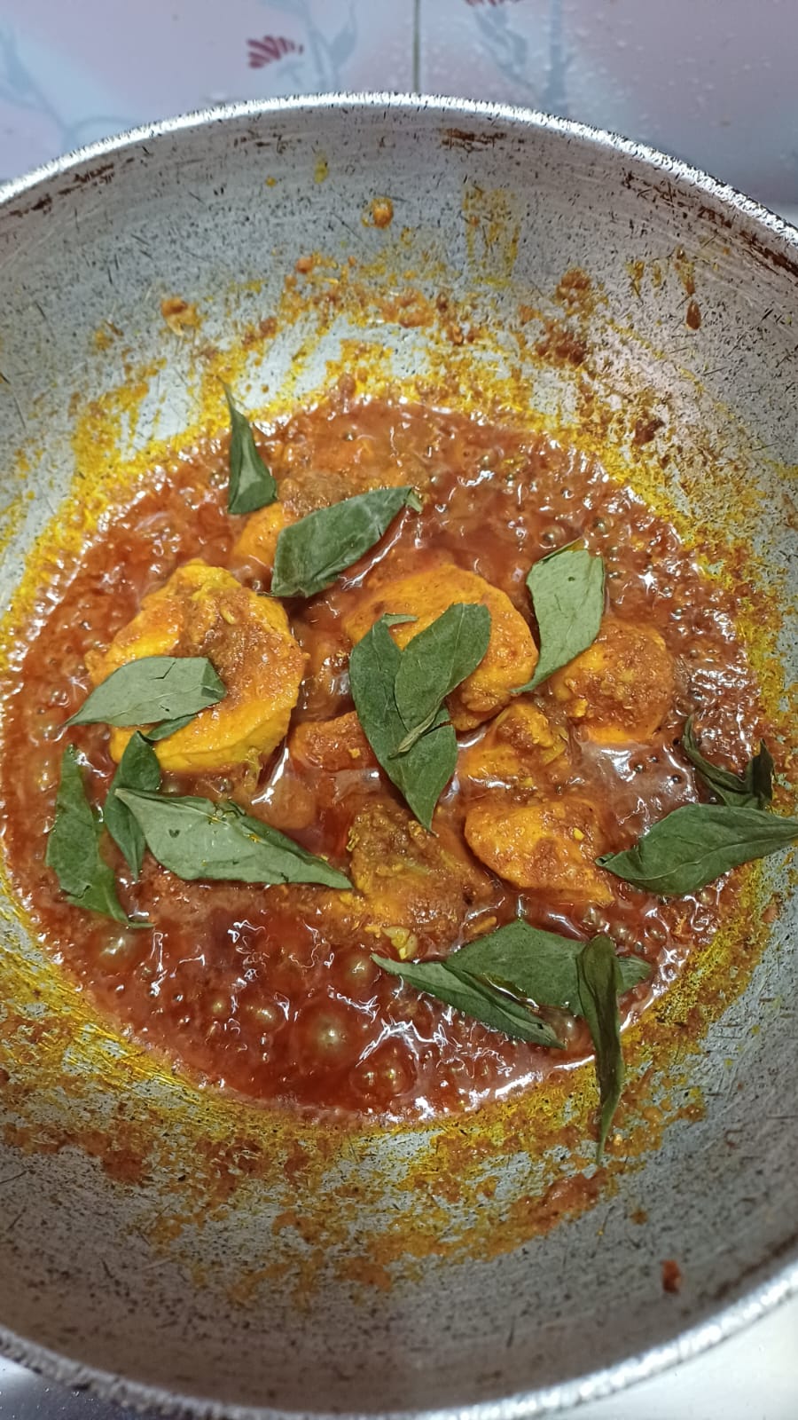 Step 2.1: Add few curry leaves and finely chopped coriander leaves