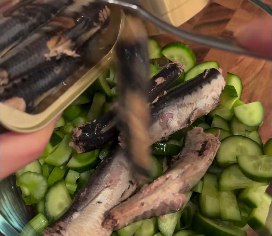 Step 1.1: Add sardines, cucumbers, green onions, celery, and cilantro to a container