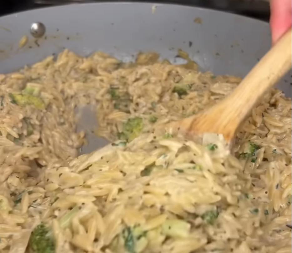 Step 1.1: Remove lid and mix in grated parmesan and fresh parsley
