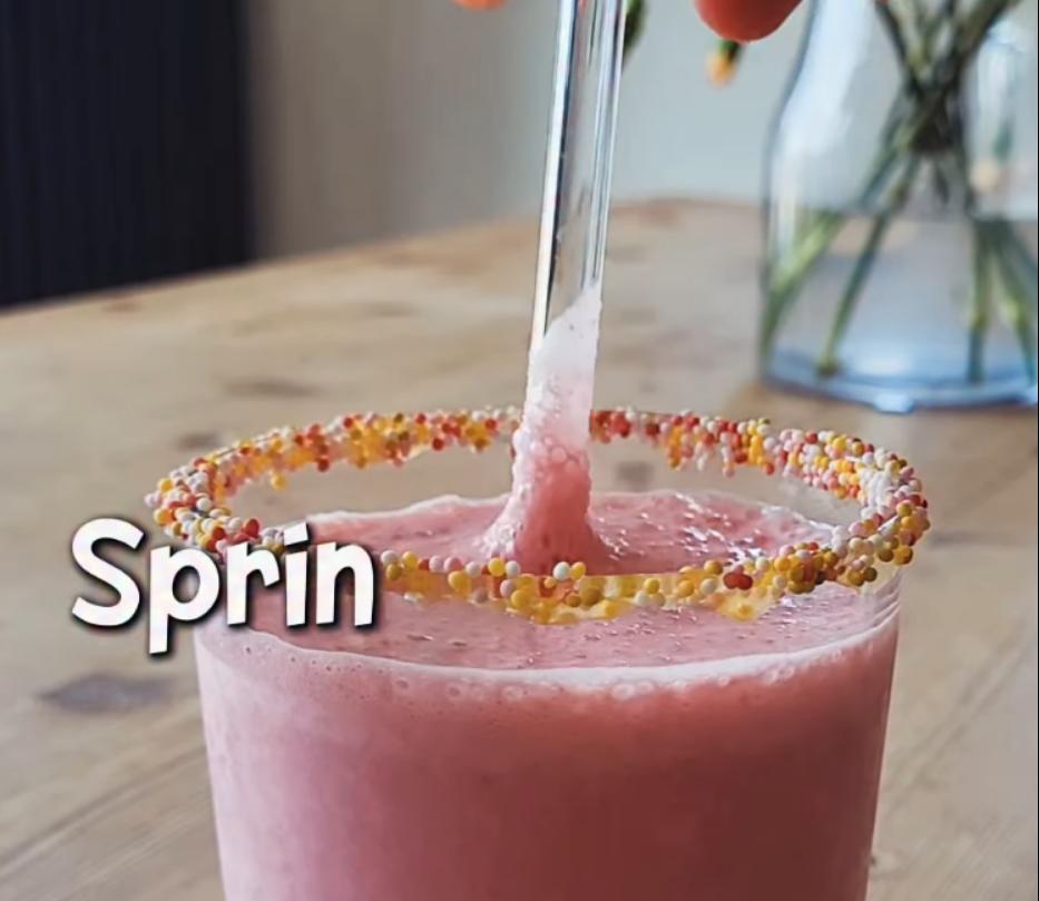 Step 1.1: Pour the pink milk into the glass and serve