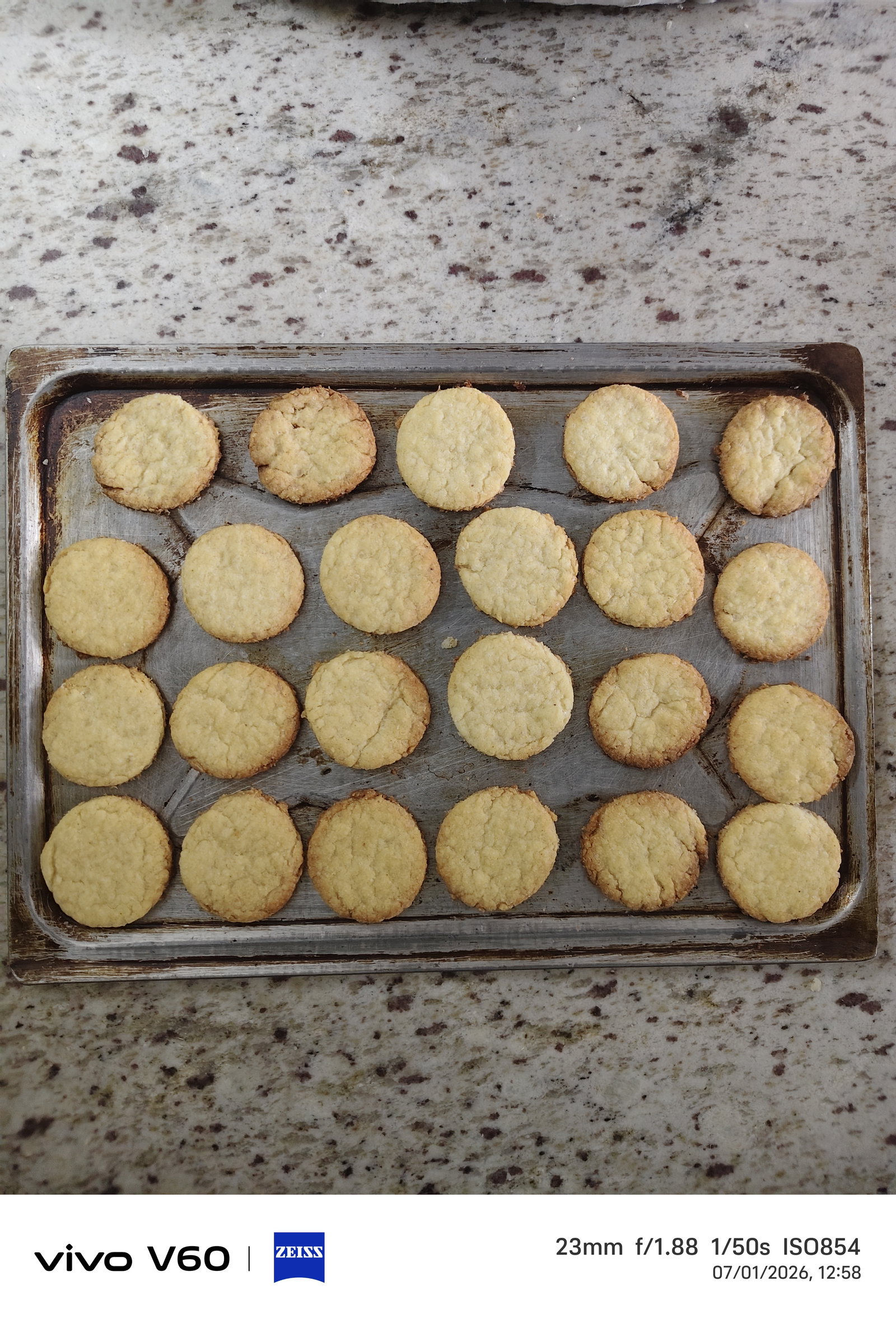 Step 2.1: Remove the tray from the oven and use a knife to gently release the cookies