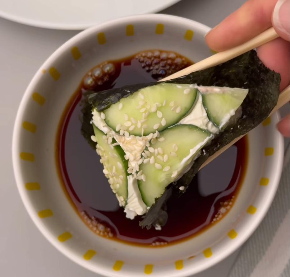 Step 1.1: Slice and serve the salad chilled