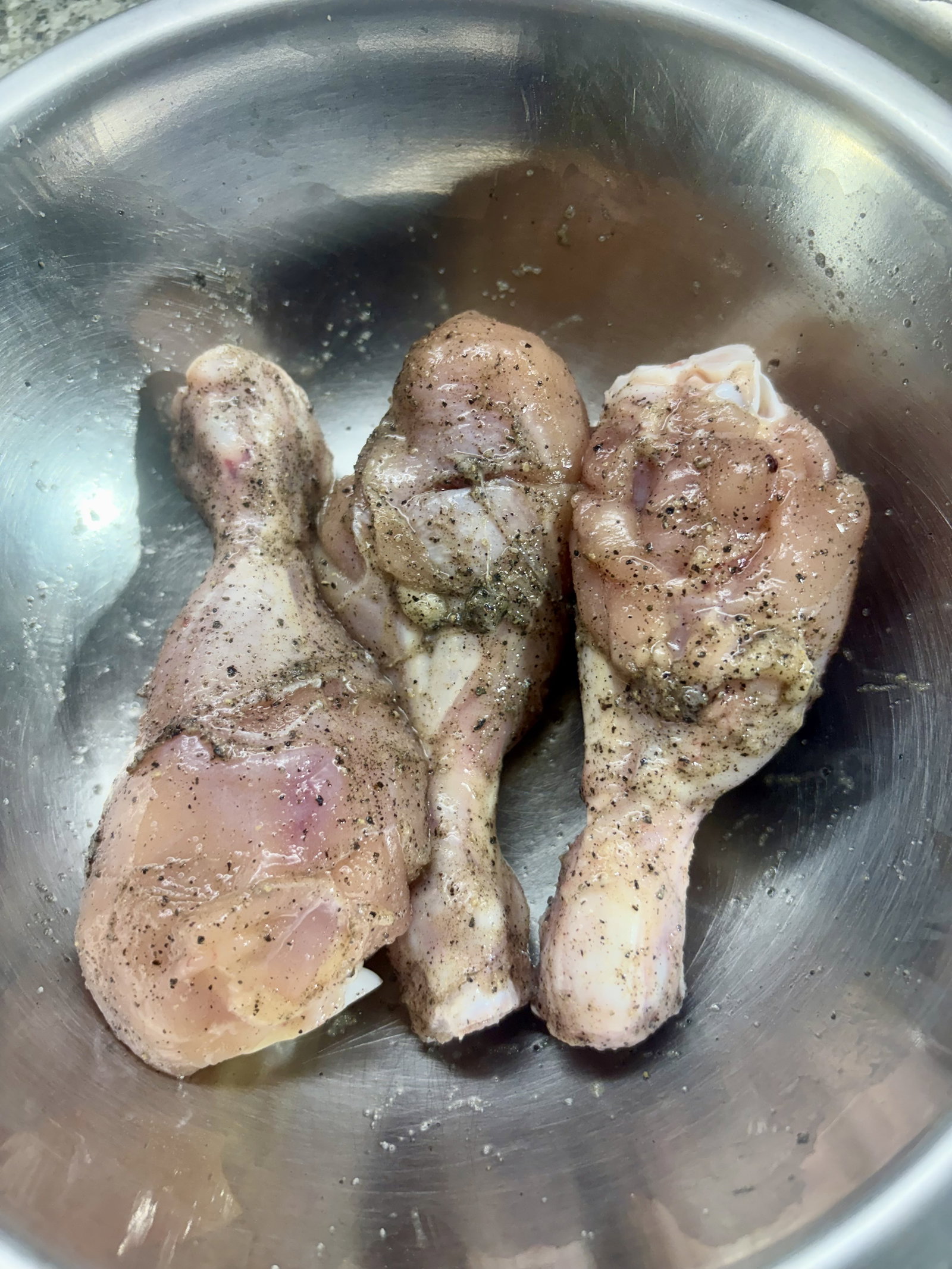 Step 1.1: Make slits in the drumsticks and season with black pepper and salt, ensuring the spices get into the slits
