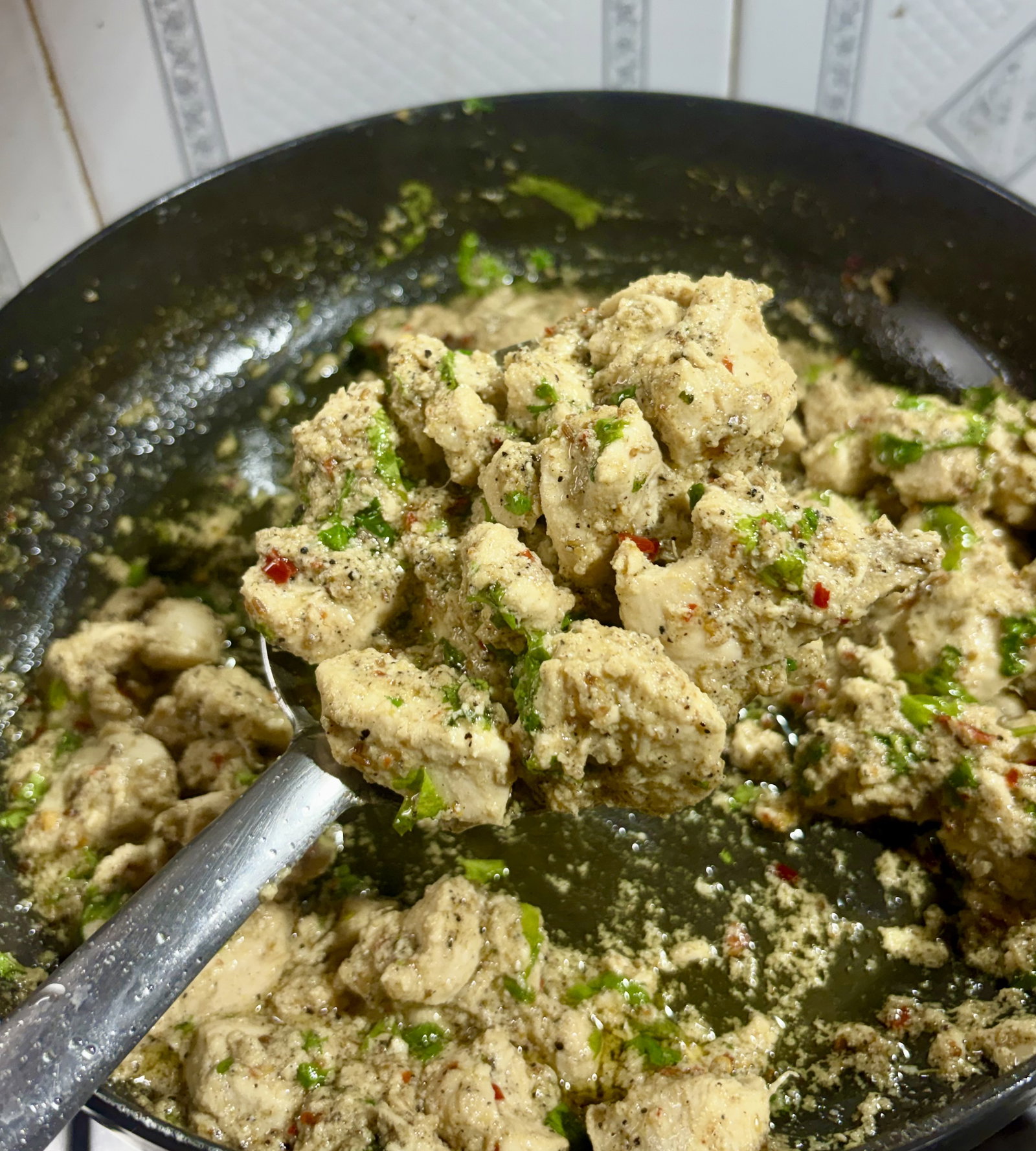 Step 4.1: Garnish generously with fresh coriander and serve piping hot