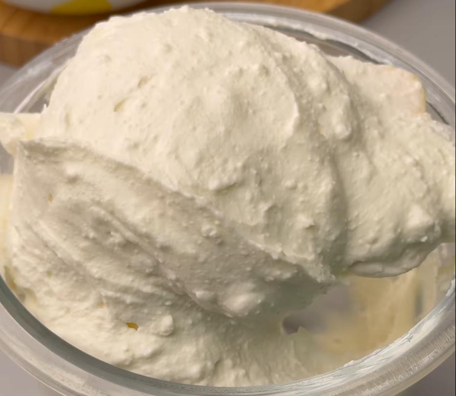 Step 1.1: Blend cottage cheese, Greek yogurt, and maple syrup until smooth and creamy