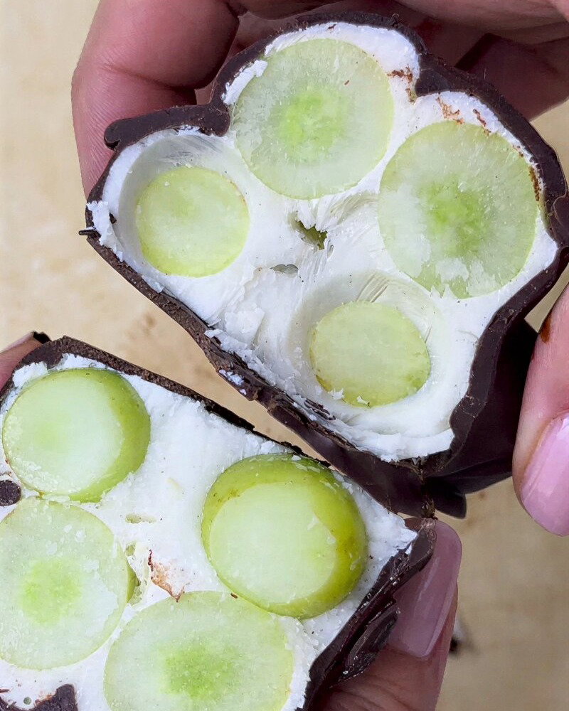 Frozen Chocolate-Covered Grape Clusters recipe