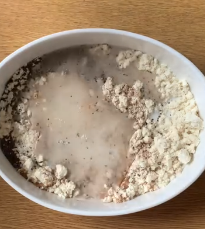 Step 1.1: Whisk the protein powder, chia seeds, cinnamon, and water together until smooth