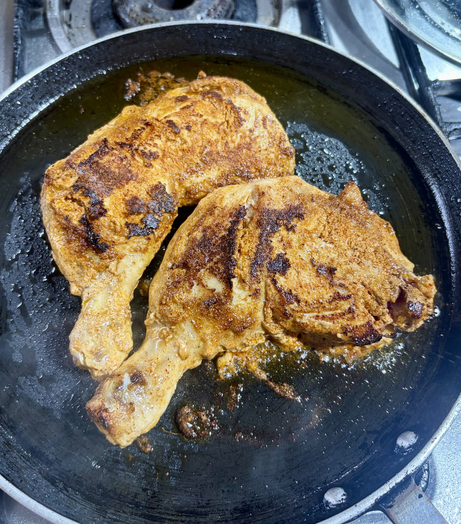 Step 2.1: Sear for 2β3 minutes per side until you get a light-brown crust and slightly charred edges