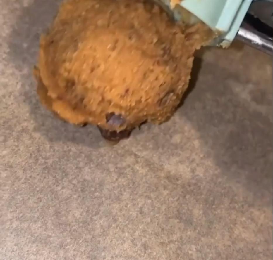 Step 1.1: Chill the cookie dough, then scoop into balls