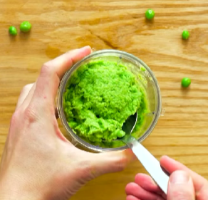 Step 2.1: Roughly blend part of the peas so that some small pieces remain