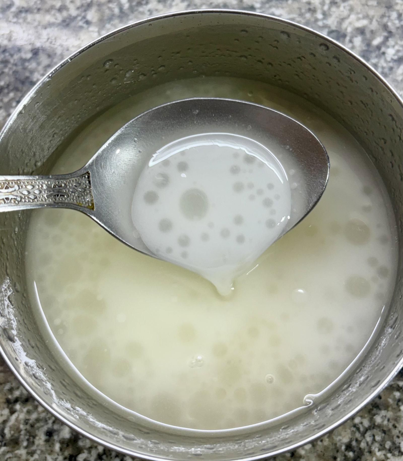 Step 1.2: Combine water and oil in a bowl or blender jar