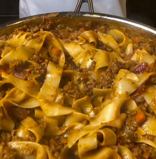 Step 3.1: Remove the bay leaf from the sauce