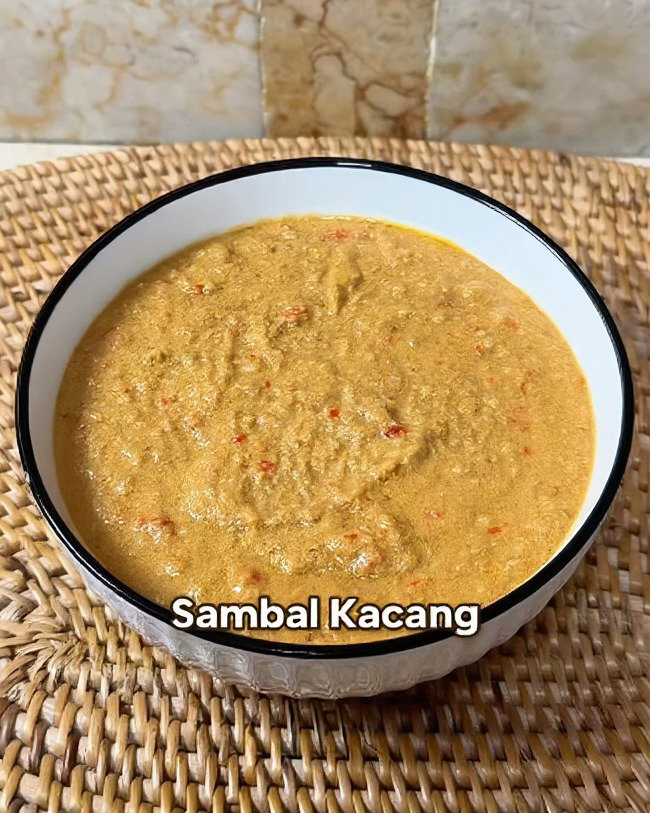 Indonesian Sambal Kacang Peanut Sauce recipe