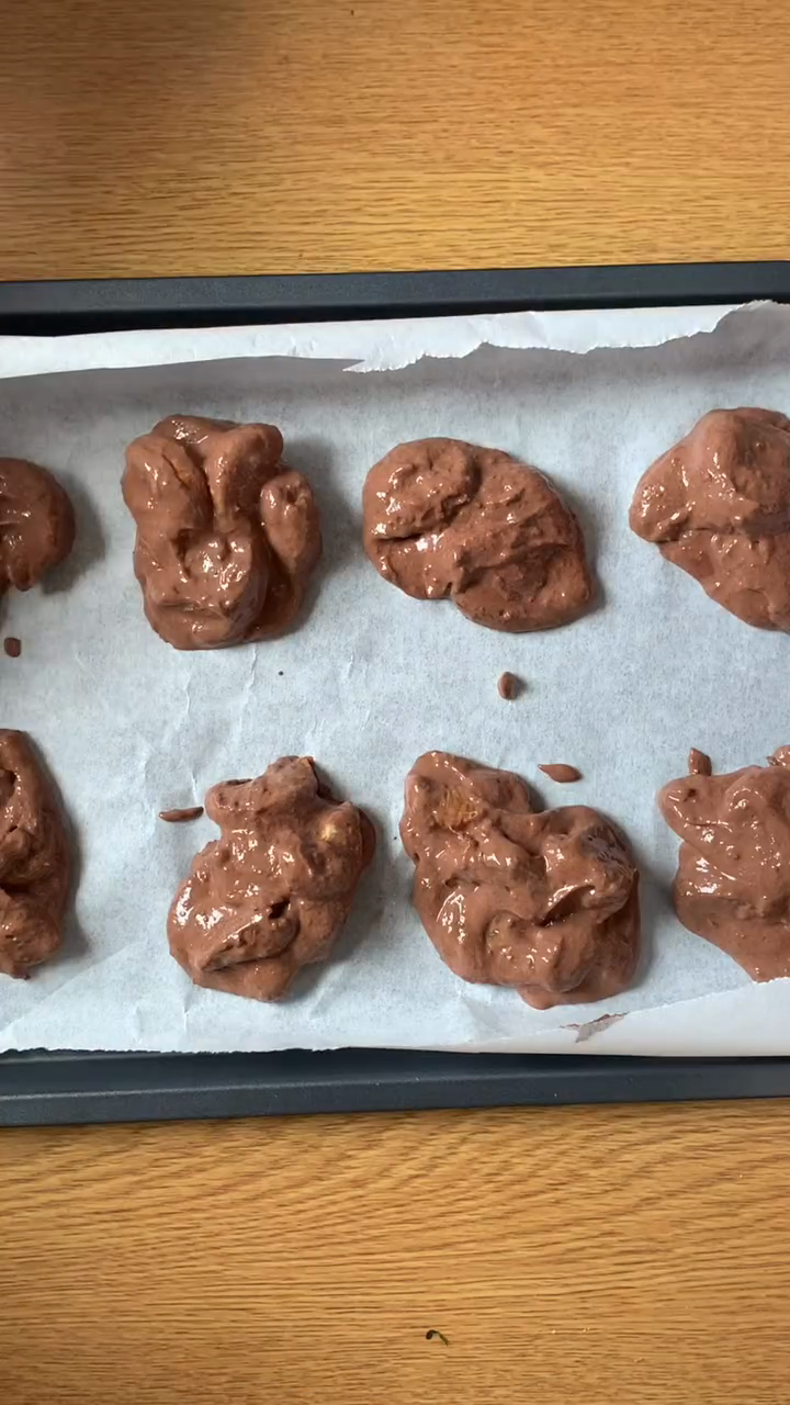 Step 1.1: Place the mixture on a baking tray in small portions and freeze for at least an hour until firm