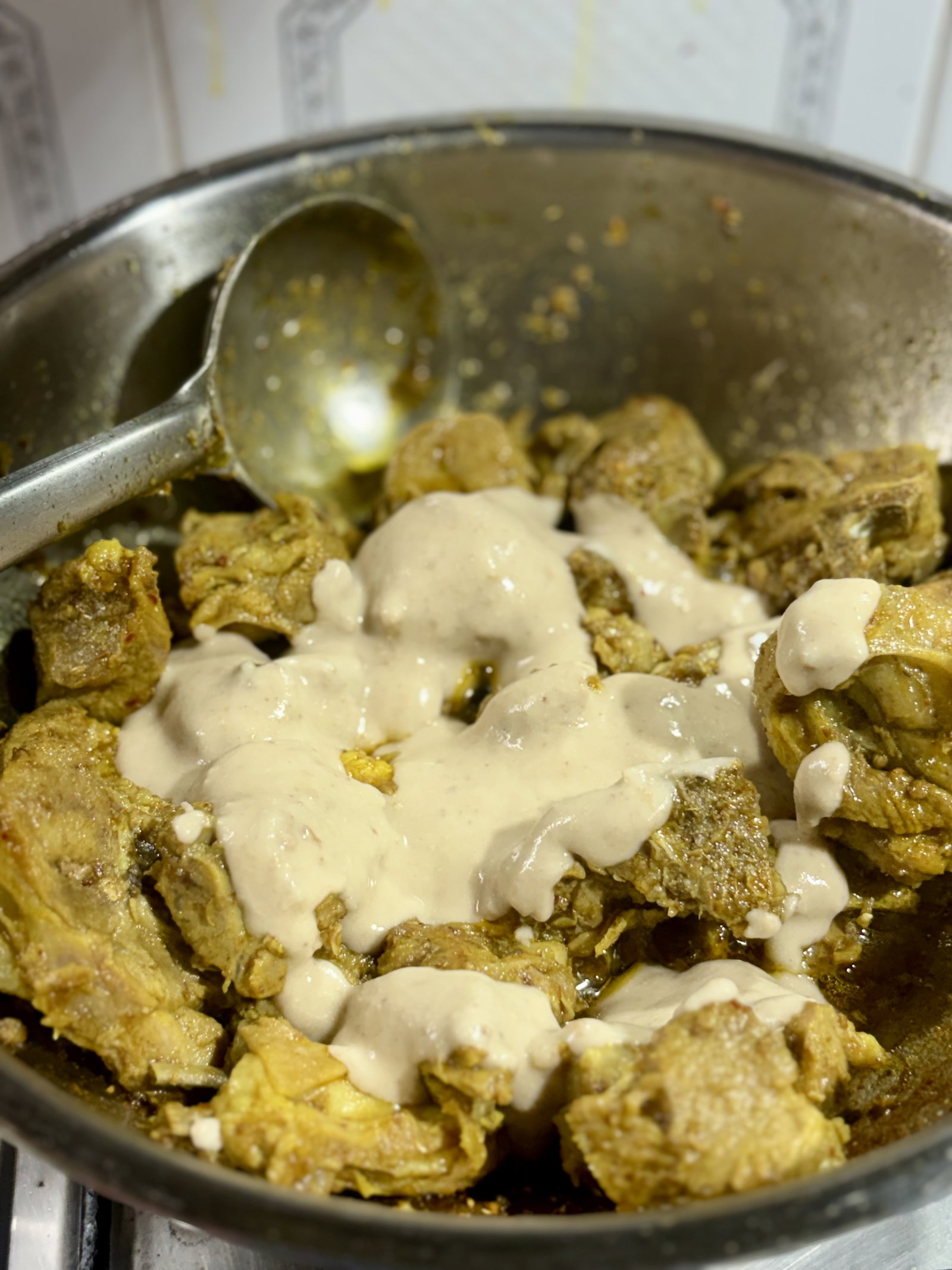 Step 3.1: Pour in the rice-amchur slurry