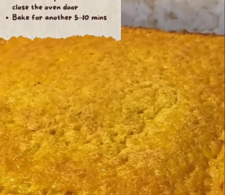 Step 1.1: After 50 minutes, move the cake to the middle rack, switch to top and bottom heat, close the oven door and bake for another 5-10 minutes