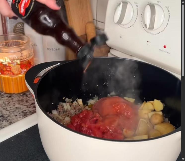Step 1.1: Mix in potatoes, diced tomatoes, condensed tomato soup, Worcestershire sauce, and chicken broth