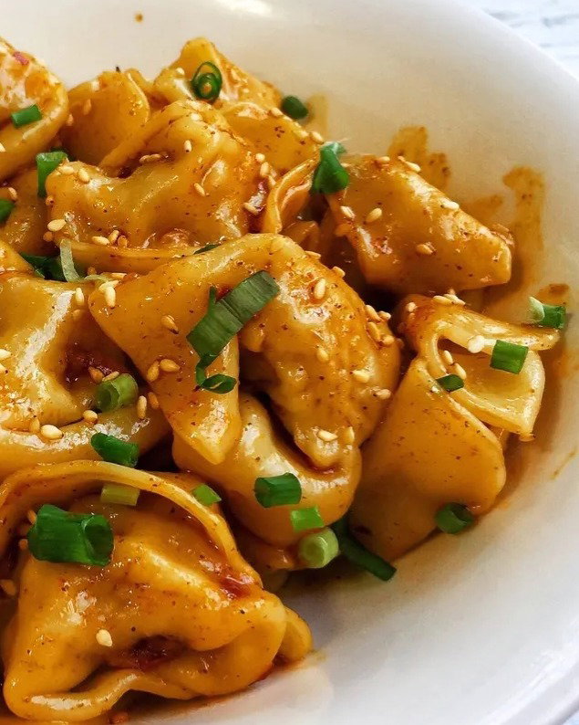 Spicy Sichuan Wontons  / Spicy Dry-Mixed Wontons recipe