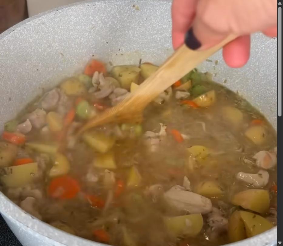 Step 2.1: Remove the lid, lower the heat to a simmer, and cook for 30 minutes until the broth thickens and the vegetables are tender