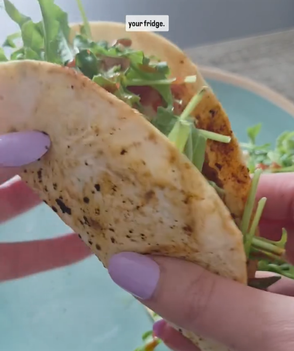 Step 2.1: Drizzle with hot sauce and serve immediately