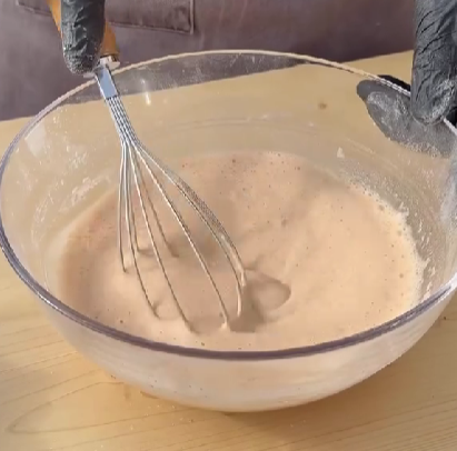 Step 1.1: Take ⅓ of the flour mix, add carbonated water, and whisk until it looks like a thin pancake batter
