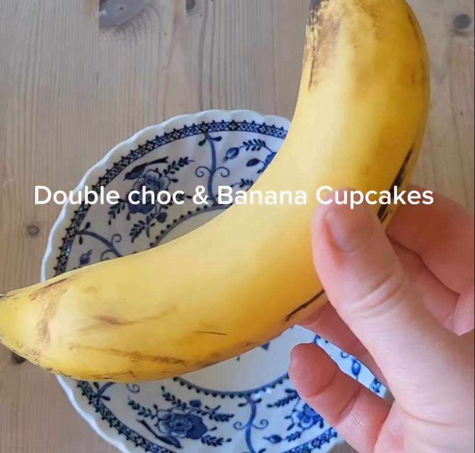 Step 1.1: Add mashed banana