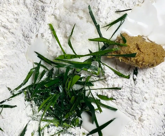 Step 2.1: Whisk rice flour, tapioca, coconut cream, spice paste, lime leaves, water, and egg until smooth and runny