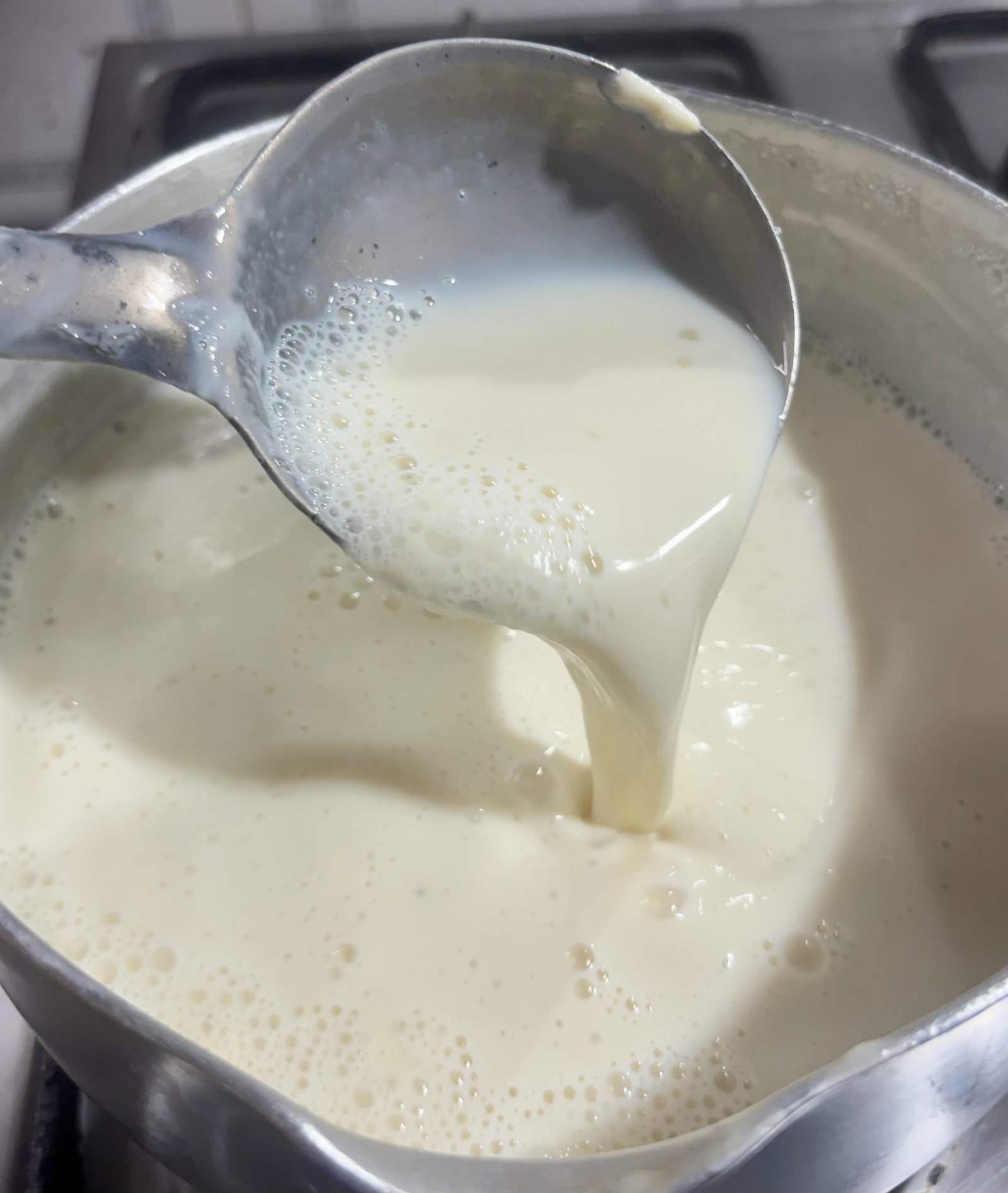 Step 1.2: Mix cornflour and 2 tbsp milk into a smooth slurry