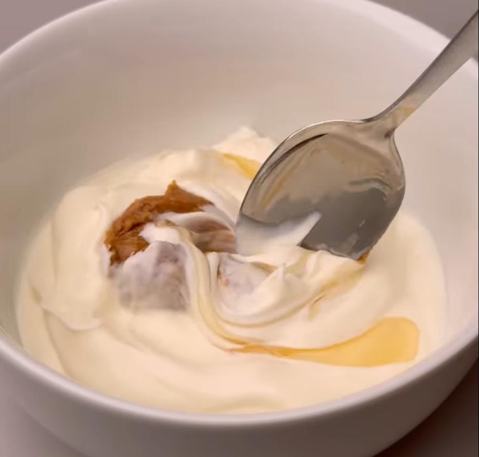 Step 1.1: Combine the Greek yogurt, peanut butter, and honey for the cream