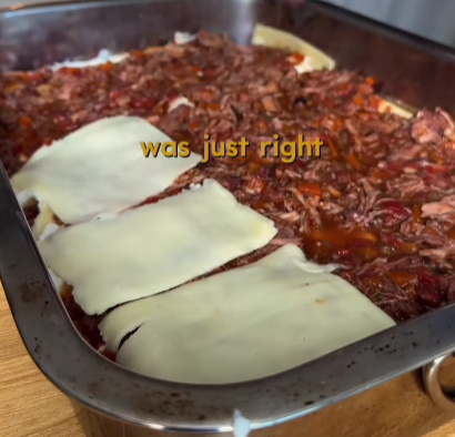 Step 3.2: Layer the lasagna in a baking dish in the following order: meat sauce, pasta, béchamel sauce