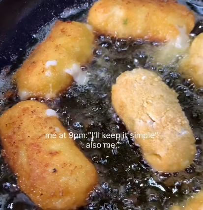 Step 2.1: Fry the croquettes until golden brown and crispy