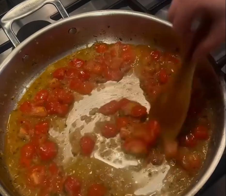 Step 1.1: Deglaze the pan with white wine and let it reduce slightly