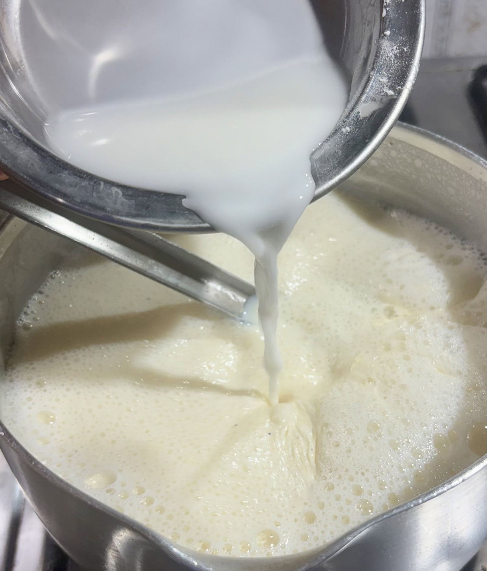 Step 1.1: Mix cornflour and 2 tbsp milk into a smooth slurry