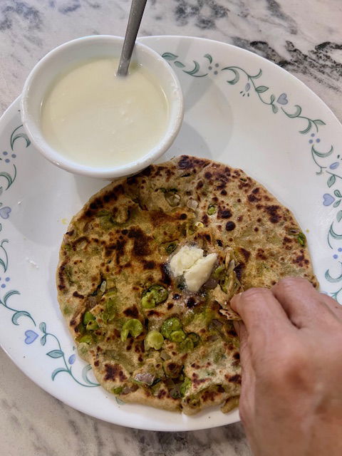 Step 5.4: Sirve caliente con yogur, mantequilla o tu encurtido favorito