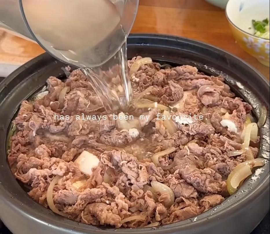 Step 1.1: Pour in the dashi stock, soy sauce, mirin, sake, and sugar (optional)