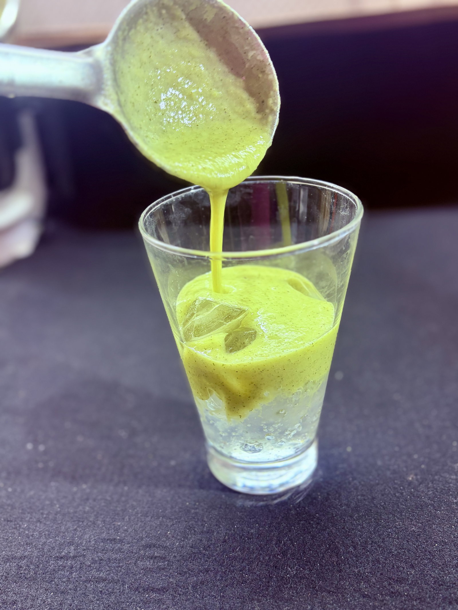 Step 3.1: Add 2–3 tbsp soaked gond katira and 3–4 tbsp of the prepared mango mixture to each serving glass