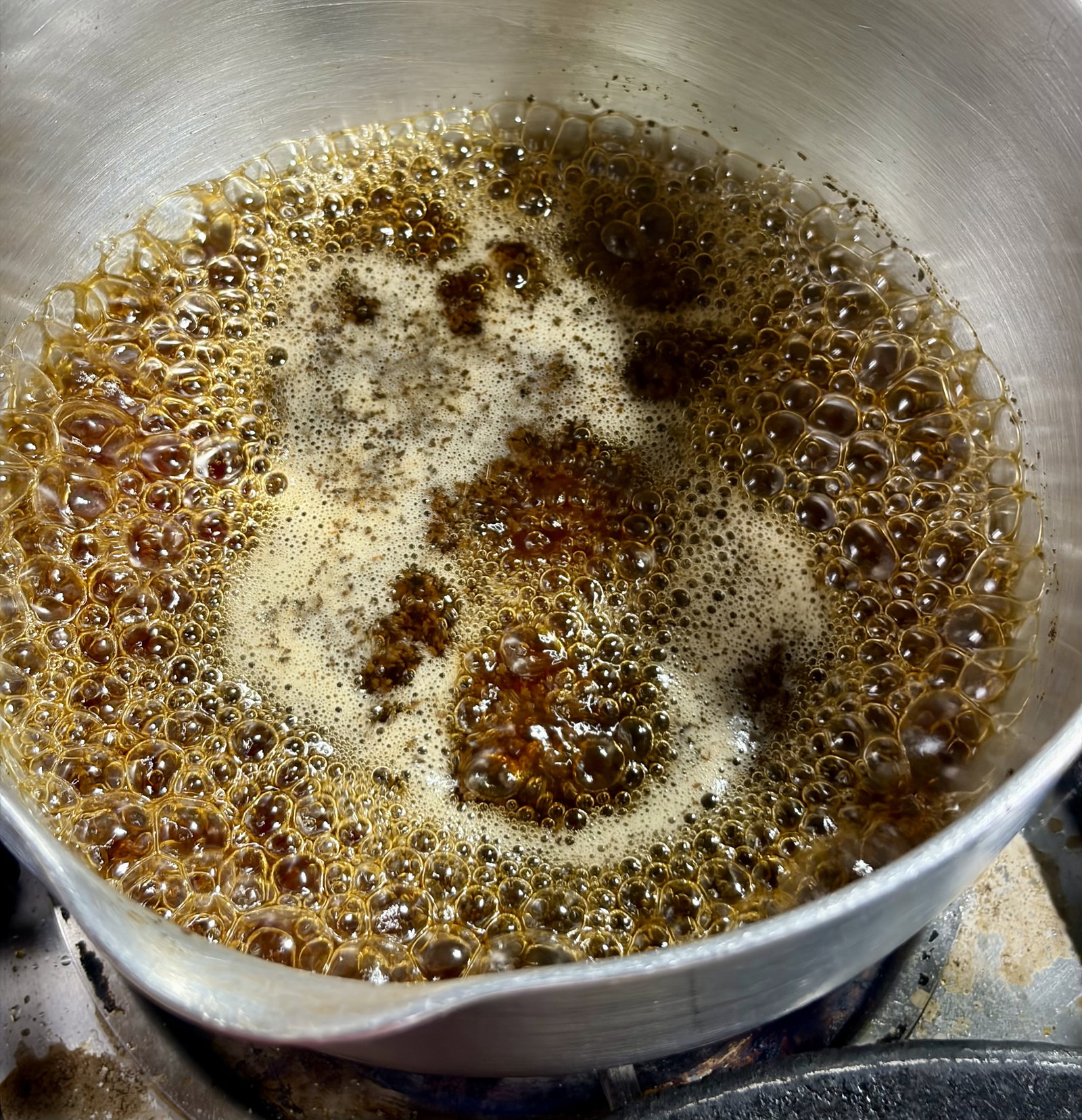 Step 1.1: In a saucepan, boil water with the tea for 3–4 minutes
