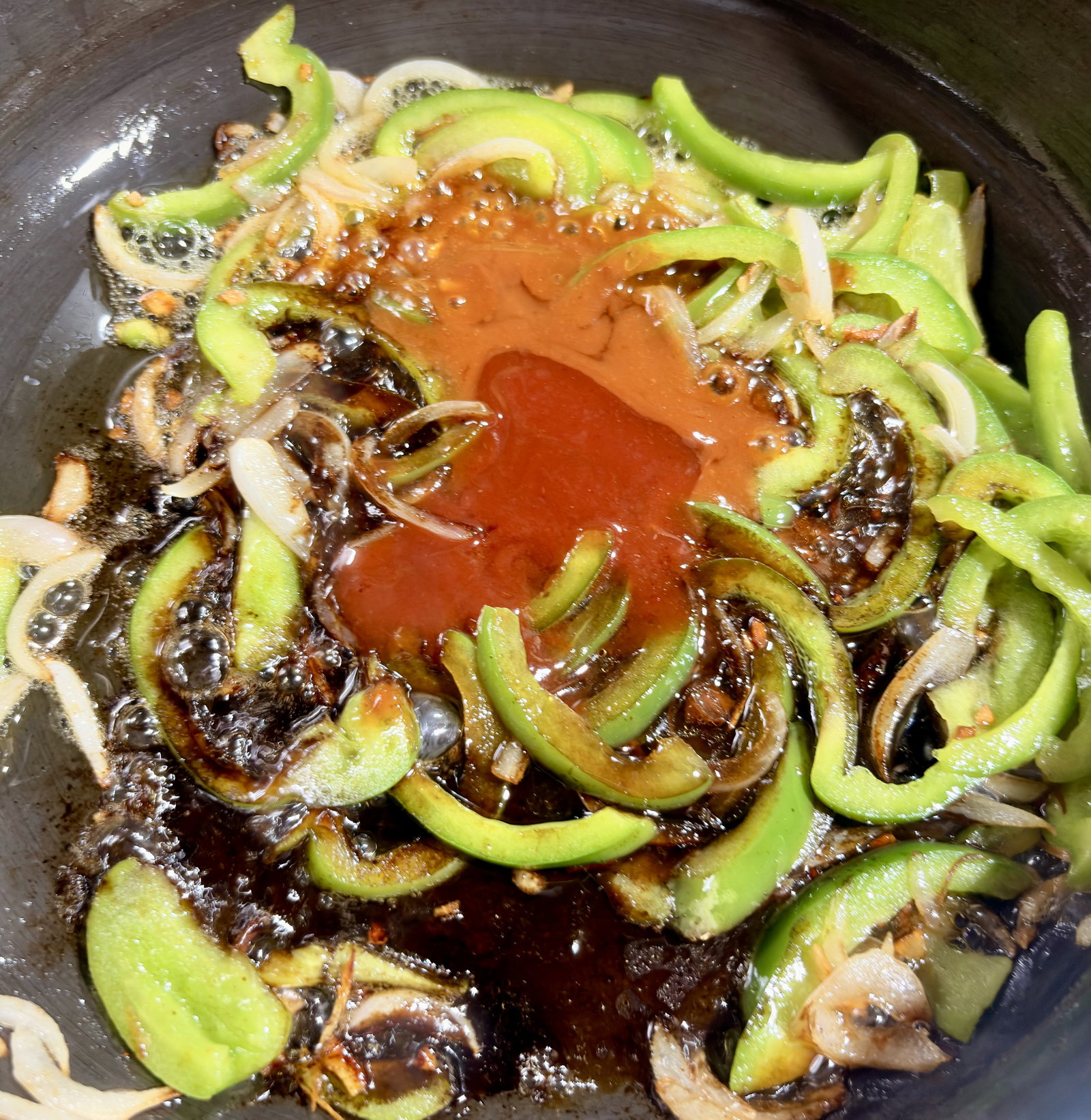 Step 3.1: Add the soy sauce, tomato ketchup, vinegar, and red chilli sauce