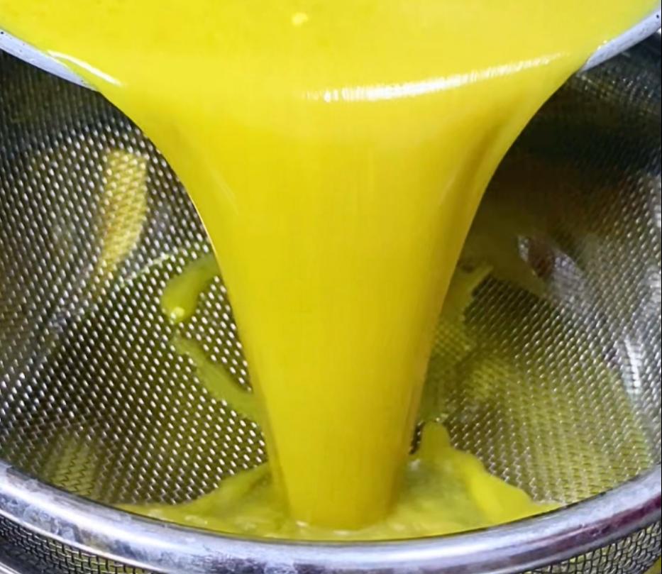 Step 1.1: Strain the broth to separate it from the aromatics