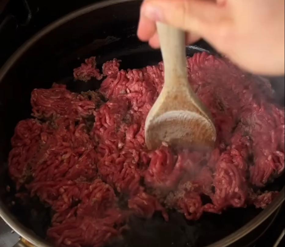 Step 3.1: Cook the beef mince in olive oil until browned, then season with the taco seasoning, smoked paprika, cumin, garlic powder, salt, and pepper