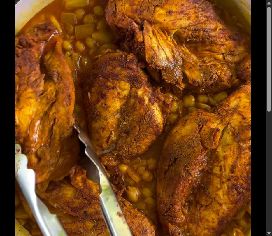 Step 1.1: Return the browned chicken to the pot, nestling it into the rice mixture