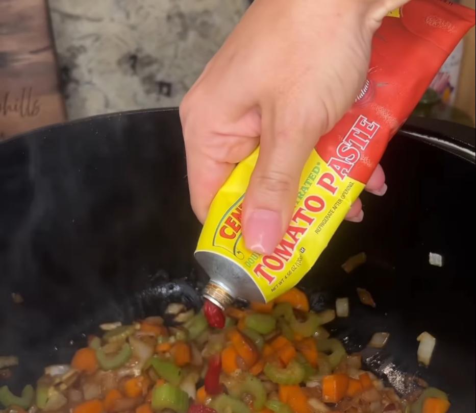Step 1.1: Mix in tomato paste