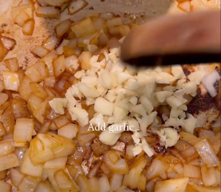 Step 2.1: Add minced garlic and sauté for 2 minutes until fragrant