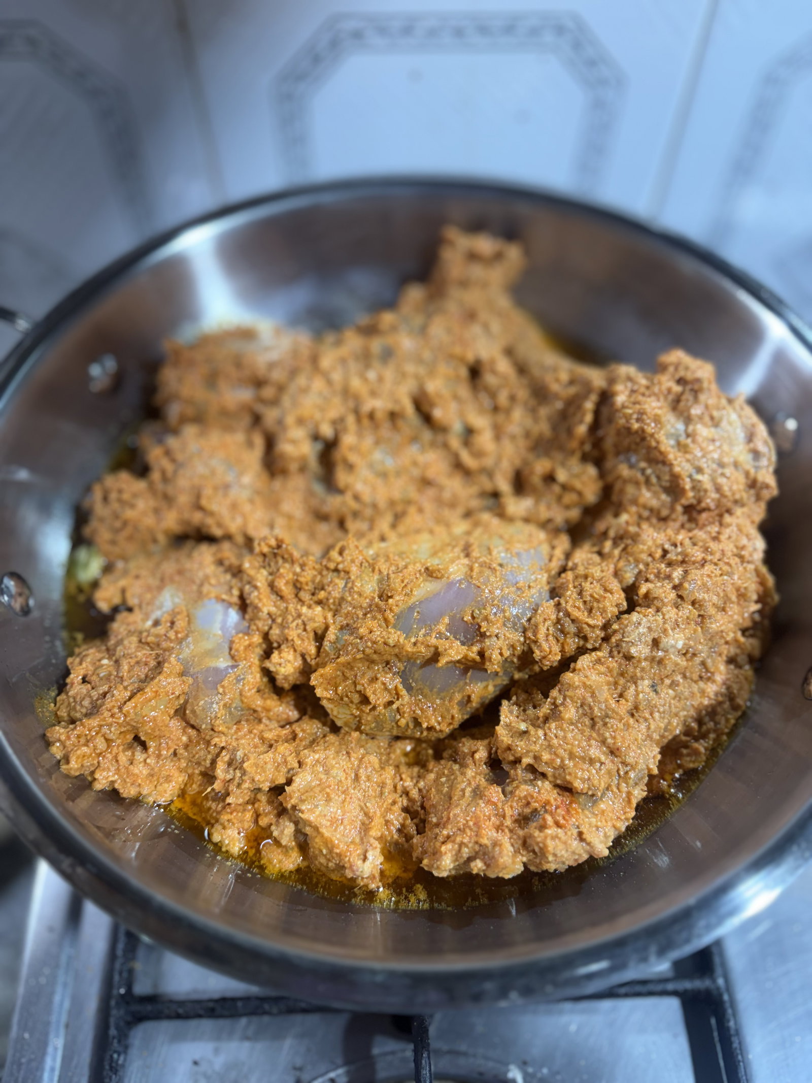 Step 3.1: Add the marinated chicken and sauté on high heat for 4-5 minutes until the chicken is sealed and changes colour