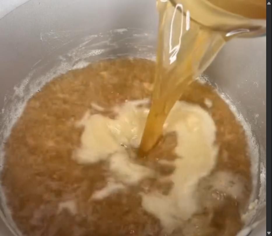 Step 3.1: Pour in 1 cup of beef broth and a few drops of Worcestershire sauce
